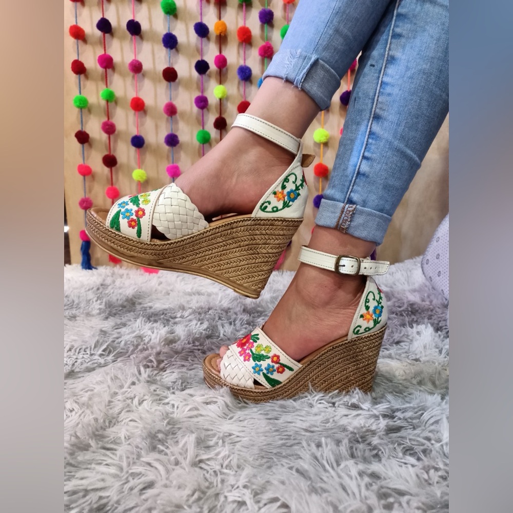 Floral Embroidered White Wedge
